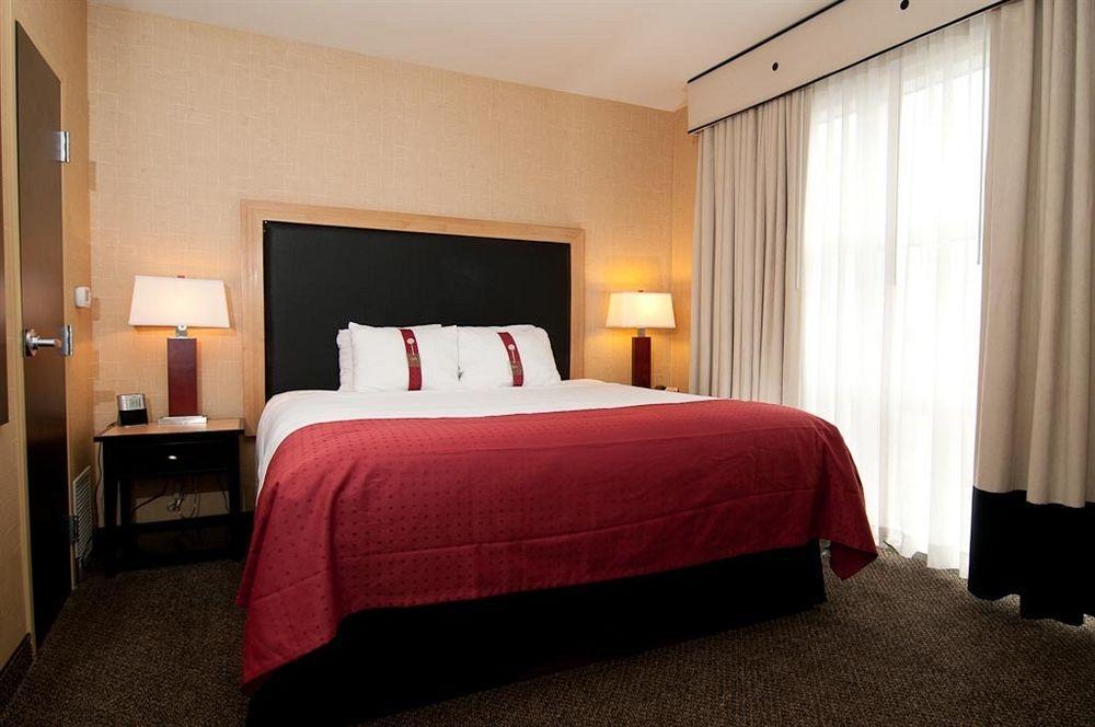 Holiday Inn Boise Airport By Ihg Экстерьер фото